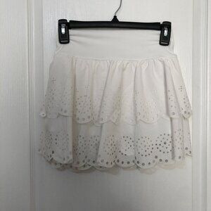Offline By Aerie White Eyelet Tiered Skirt With Built-In Shorts Size Medium NWOT